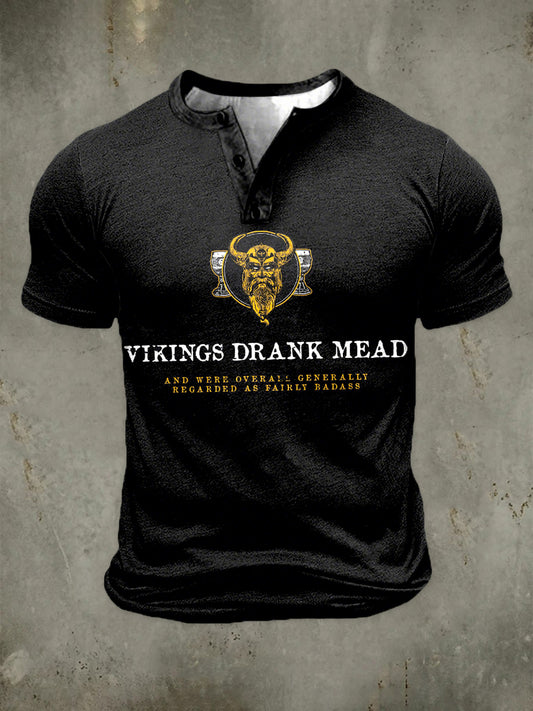 Herren Wikinger Trinken Kurzarm T-Shirt