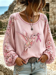 Damen-Longsleeve in Lila mit Blumen- und Kolibri-Print zur Sensibilisierung für die Alzheimer-Krankheit