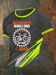 Männer Unterschätzen Sie niemals einen alten Mann mit einem E‑Bike‑T‑Shirt